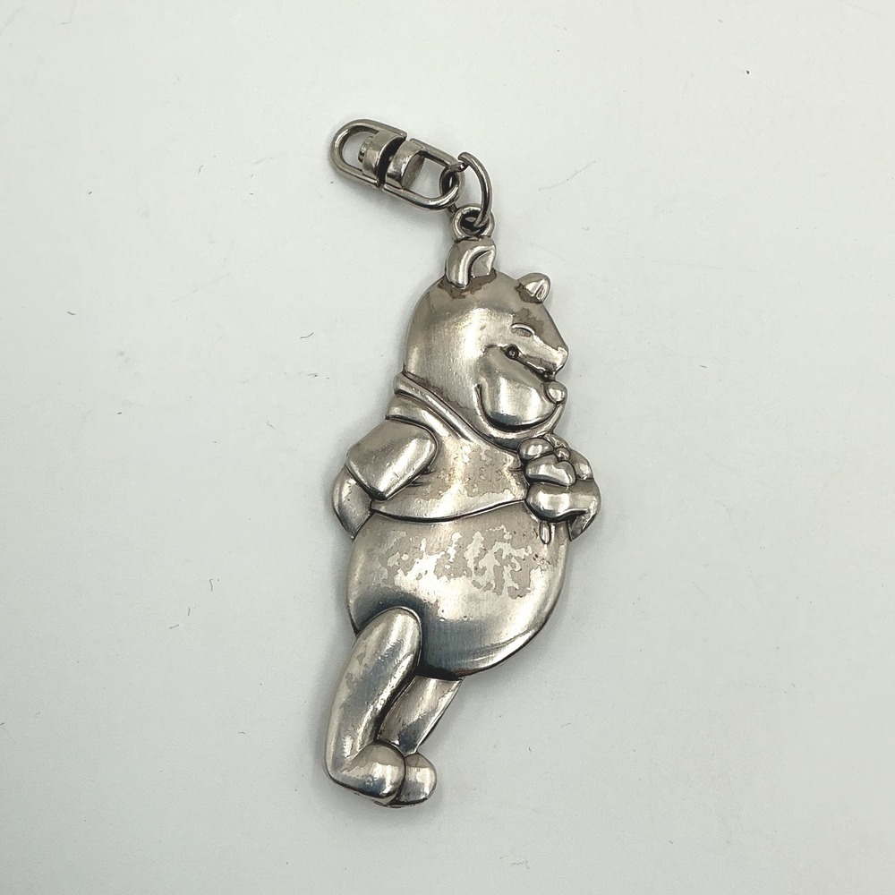 Vintage Disney Winnie the Pooh Pewter Silver Tone Metal Keychain Clasp Bag Charm
